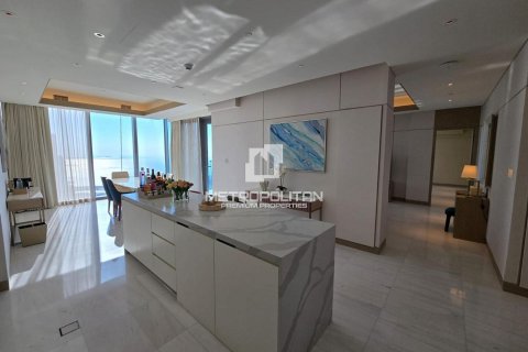Apartmen di Jumeirah Beach Residence, Dubai, UAE 2 bilik tidur, 195 meter persegi № 592593 - foto 2