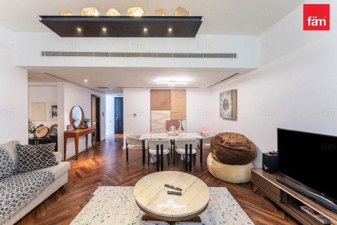 Radový dom v Dubai, SAE 3 spálne, 187.2 m2 č. 679158 - Fotografia 9