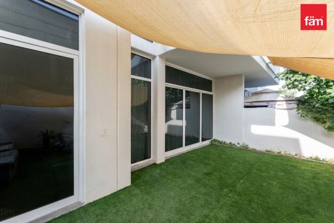 Radový dom v Dubai, SAE 3 spálne, 187.2 m2 č. 679158 - Fotografia 2