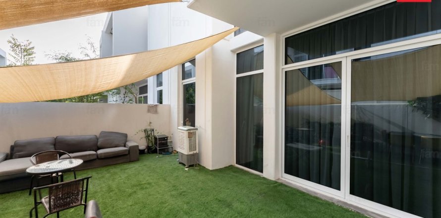 Radový dom v Dubai, SAE 3 spálne, 187.2 m2 č. 679158