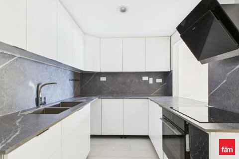 Apartman u Dubai, UAE 3 spavaćih soba, 176.2 m2 Br. 679155 - fotografija 17