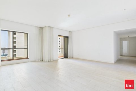 Apartman u Dubai, UAE 3 spavaćih soba, 176.2 m2 Br. 679155 - fotografija 1