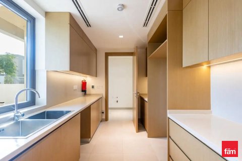 Al Furjan, Dubai, UAE의 임대용 빌라 침실 4개, 609.3제곱미터 번호 679157 - 사진 7