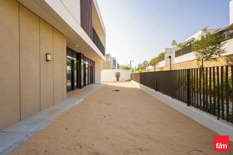 Al Furjan, Dubai, UAE의 임대용 빌라 침실 4개, 609.3제곱미터 번호 679157 - 사진 22