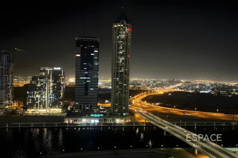Apartment in West Bay Tower in Business Bay, Dubai, UAE 3 bedrooms, 170 sq.m. № 650373 - photo 2