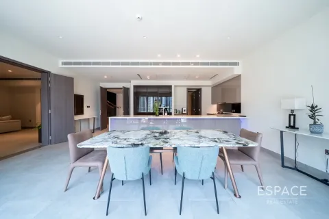آپارتمان برای فروش در  Dubai Marina، Dubai، امارات متحده عربی  4 خوابه ، 368 متر مربع ، شماره 650372 - تصویر 2