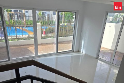 Villa in Dubai, UAE 4 bedrooms, 170.2 sq.m. № 725834 - photo 3
