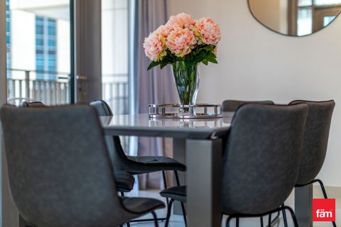 Appartamento in vendita a Downtown Dubai (Downtown Burj Dubai), Dubai, EAU 2 camere da letto, 155.2 mq. № 698846 - foto 15