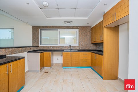 ویلا برای اجاره در Jumeirah Park، Dubai، امارات متحده عربی 4 خوابه ، 510 متر مربع ، شماره 698894 - تصویر 5