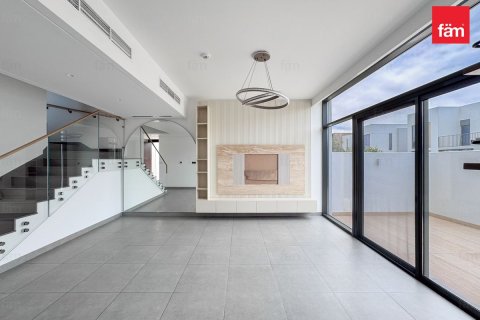 Villa para arrendamento em Dubai, EAU 4 quartos, 249.2 m2 № 702449 - foto 3