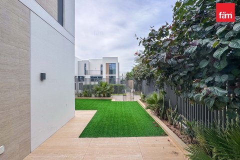 Villa para arrendamento em Dubai, EAU 4 quartos, 249.2 m2 № 702449 - foto 6