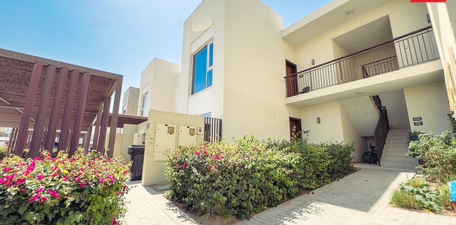 Apartment sa Dubai, UAE 2 silid-tulugan, 120.9 sq.m. № 706031