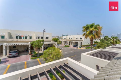 Maison de ville à Al Furjan, Dubai, EAU: 3 chambres, 222.6 m2 № 739118