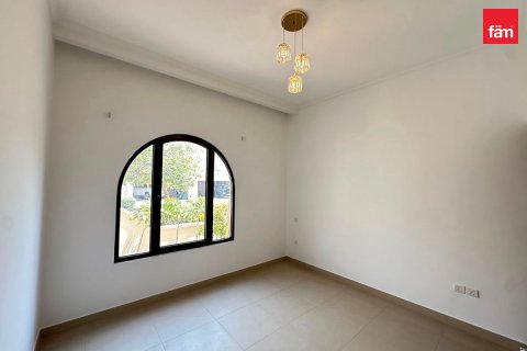 Villa zur Miete in Dubai, VAE 4 Schlafzimmer, 405 m2 Nr. 739123 - Foto 11