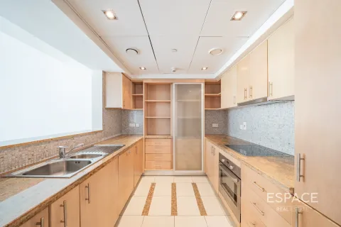 מחסן למכירה ב Dubai Marina, Dubai, איחוד האמירויות  89 מ"ר, מספר 649720 - תמונה 7