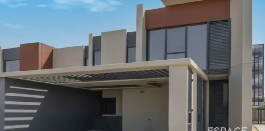 Stadthaus in Dubai Land, Dubai, VAE: 4 Schlafzimmer, 245 m2 Nr. 649722