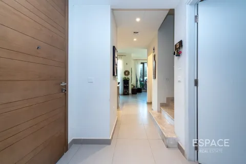Vila v Dubai Hills Estate, SAE 4 spálne, 222 m2 č. 649719 - Fotografia 8