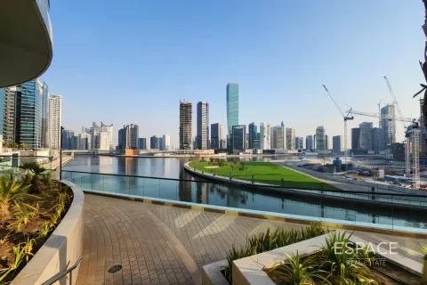 Apartment til salg i Business Bay, Dubai, UAE 1 soveværelse, 79 kvm № 649718 - foto 3