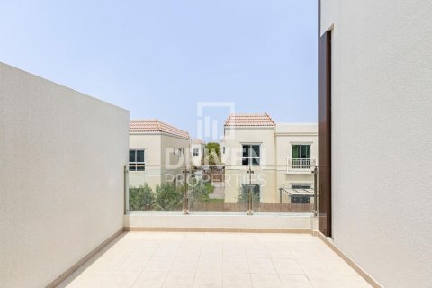 Mohammed Bin Rashid City, Dubai, संयुक्त अरब अमीरात में विला, 4 बेडरूम, 187.01 वर्ग मीटर, संख्या 765688 - फ़ोटो 25