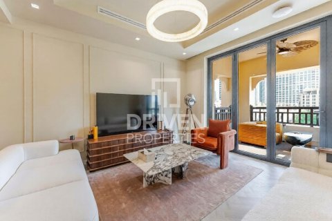 דירה להשכרה ב Downtown Dubai (Downtown Burj Dubai), Dubai, איחוד האמירויות  2 חדרי שינה, 143.07 מ"ר, מספר 765683 - תמונה 3
