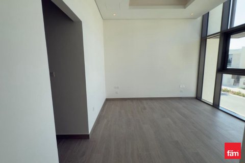 Зняти в оренду віллу в Дубай, ОАЕ 4 спальні, 704.5м2, № 693077 - фото 15