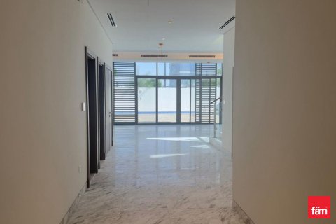 Зняти в оренду віллу в Дубай, ОАЕ 4 спальні, 704.5м2, № 693077 - фото 7