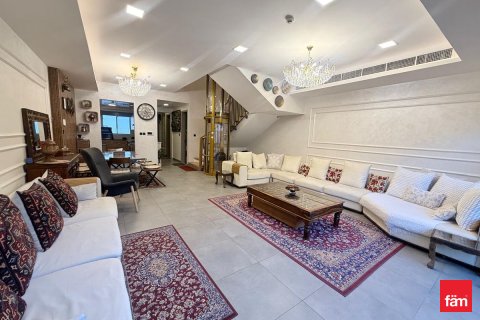 Casa urbana para arrendamento em Dubai, EAU 4 quartos, 169.5 m2 № 693079 - foto 24