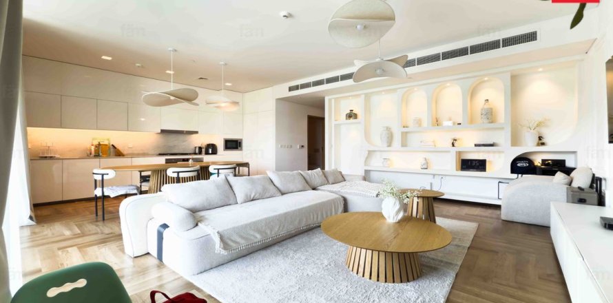 Apartament în Dubai, EAU 3 dormitoare, 169.4 mp.  №648048