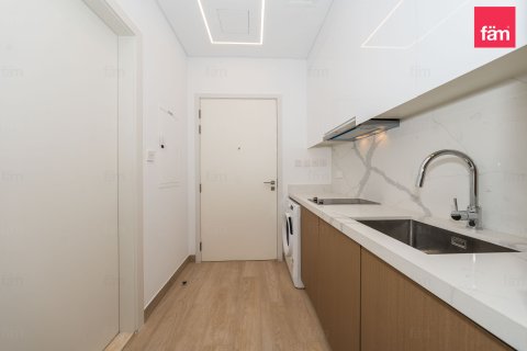 Apartment in Al Satwa, Dubai, UAE 40.6 sq.m. № 727951 - photo 18