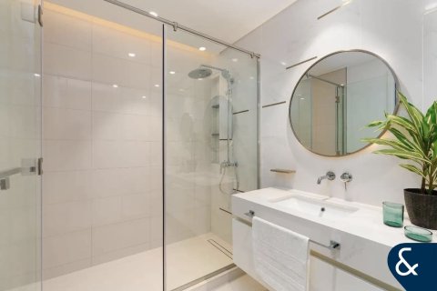 Appartement te koop in Dubai Harbour, Dubai, VAE 2 slaapkamers, 108 vr.m., nr 666588 - foto 13