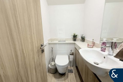 Dubai Land、Dubai、UAE にあるヴィラ販売中 2ベッドルーム、166 m2、No666591 - 写真 12