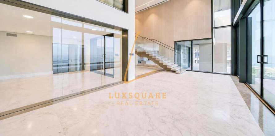 Dupleks në Palm Jumeirah, Dubai, Emiratet e Bashkuara Arabe 4 dhoma gjumi, 602 m2. № 761459