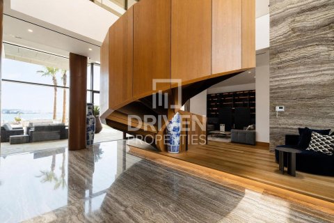 Villa til salgs i Jumeirah, Dubai, Emiratene 6 soverom, 2703.57 kvm Nr. 761465 - Foto 1
