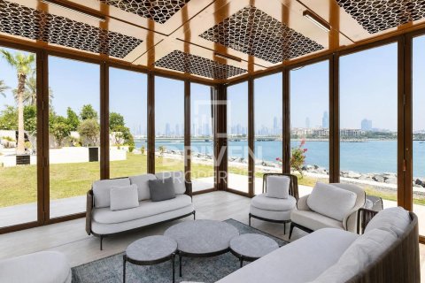 Villa til salgs i Jumeirah, Dubai, Emiratene 6 soverom, 2703.57 kvm Nr. 761465 - Foto 25