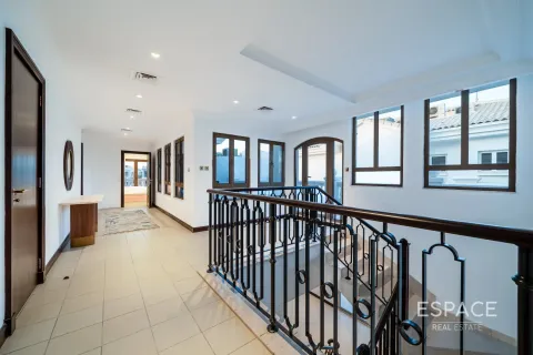 Villa Palm Jumeirah, Dubaijā, AAE 4 istabas, 623 m2 Nr. 649606 - attēls 16