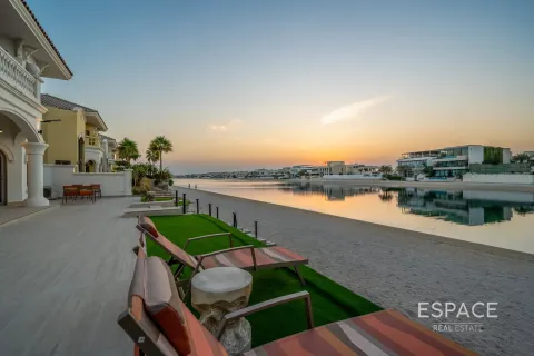 Villa Palm Jumeirah, Dubaijā, AAE 4 istabas, 623 m2 Nr. 649606 - attēls 2