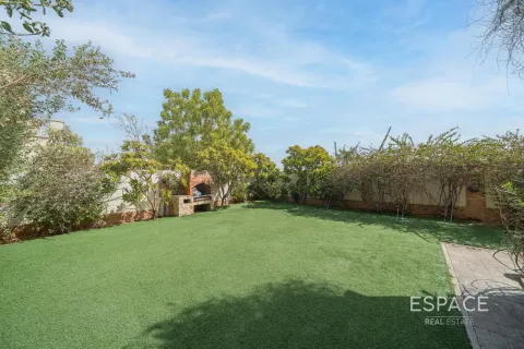 Vila v The Springs, Dubai, SAE 3 ložnice, 250 m² Č.: 649602 - fotografie 4