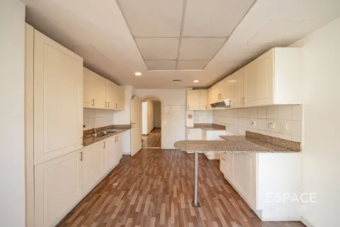 Vila v The Springs, Dubai, SAE 3 ložnice, 250 m² Č.: 649602 - fotografie 9