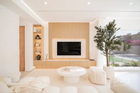 Vilë në The Springs, Dubai, Emiratet e Bashkuara Arabe 4 dhoma gjumi, 223 m2. № 649603 - Foto 5