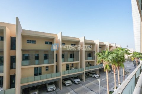 Apartment in Al Raha Beach, Abu Dhabi, UAE 1 bedroom, 81 sq.m. № 594146 - photo 11
