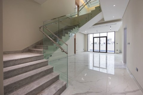 Commercial property on the Yas Island, Abu Dhabi, UAE 4 bedrooms, 351 sq.m. № 594147 - photo 19
