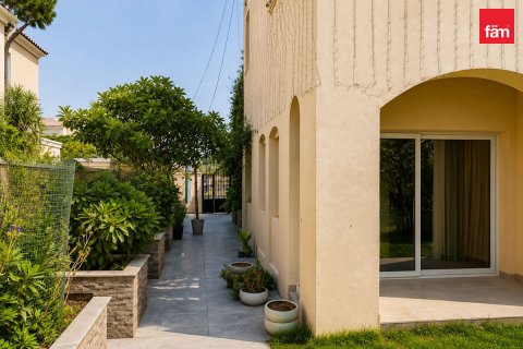 Townhouse sa Dubai, UAE 3 silid-tulugan, 254.9 sq.m. № 726245