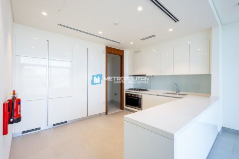 Kaupunkipientalo Abu Dhabi, Arabiemiraatit 3 makuuhuonetta, 320.5 m2 № 697133 - kuva 10