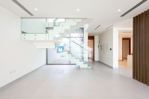 Townhouse sa Abu Dhabi, UAE 3 silid-tulugan, 320.5 sq.m. № 697133