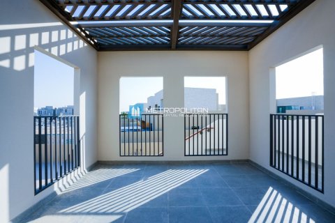 Villa zum Verkauf in Ghantoot, Abu Dhabi, VAE 5 Schlafzimmer, 1704 m2 Nr. 697132 - Foto 2