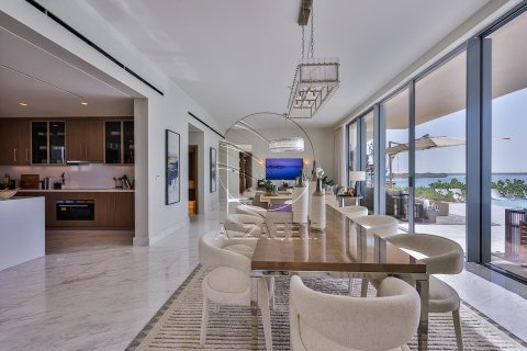 Villa zum Verkauf in Abu Dhabi, VAE 7 Schlafzimmer, 700 m2 Nr. 615746 - Foto 5