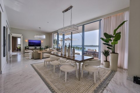 Villa zum Verkauf in Abu Dhabi, VAE 7 Schlafzimmer, 700 m2 Nr. 615746 - Foto 6