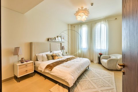Townhouse in Khalifa City, Abu Dhabi, UAE 2 bedrooms, 123 sq.m. № 615750 - photo 22