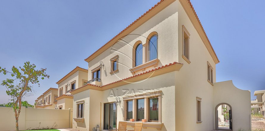 Townhouse in Khalifa City, Abu Dhabi, UAE 2 bedrooms, 123 sq.m. № 615750