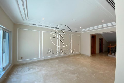 Villa in Marina Village, Abu Dhabi, UAE 4 bedrooms, 2100 sq.m. № 615745 - photo 7